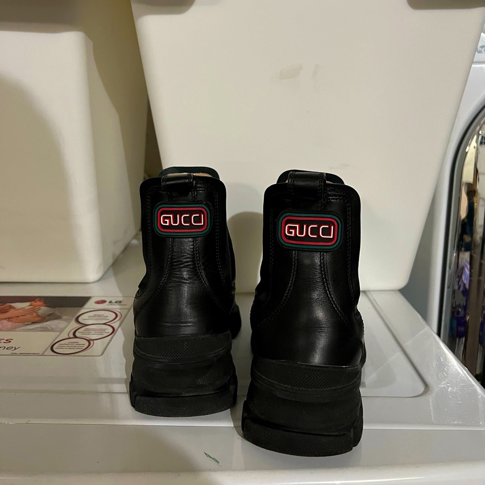 Gucci Leon Chelsea boots size 7